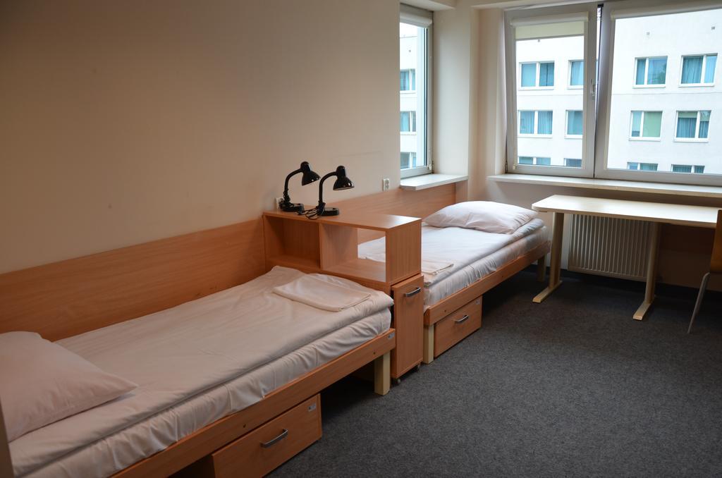 Ds Za Kolumnami * Krasków